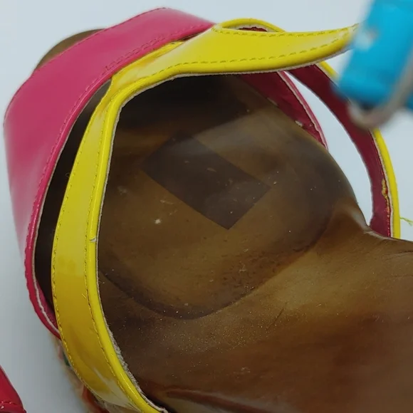 Kenneth Cole Multi-Coloured Heels - Picture 12 of 13